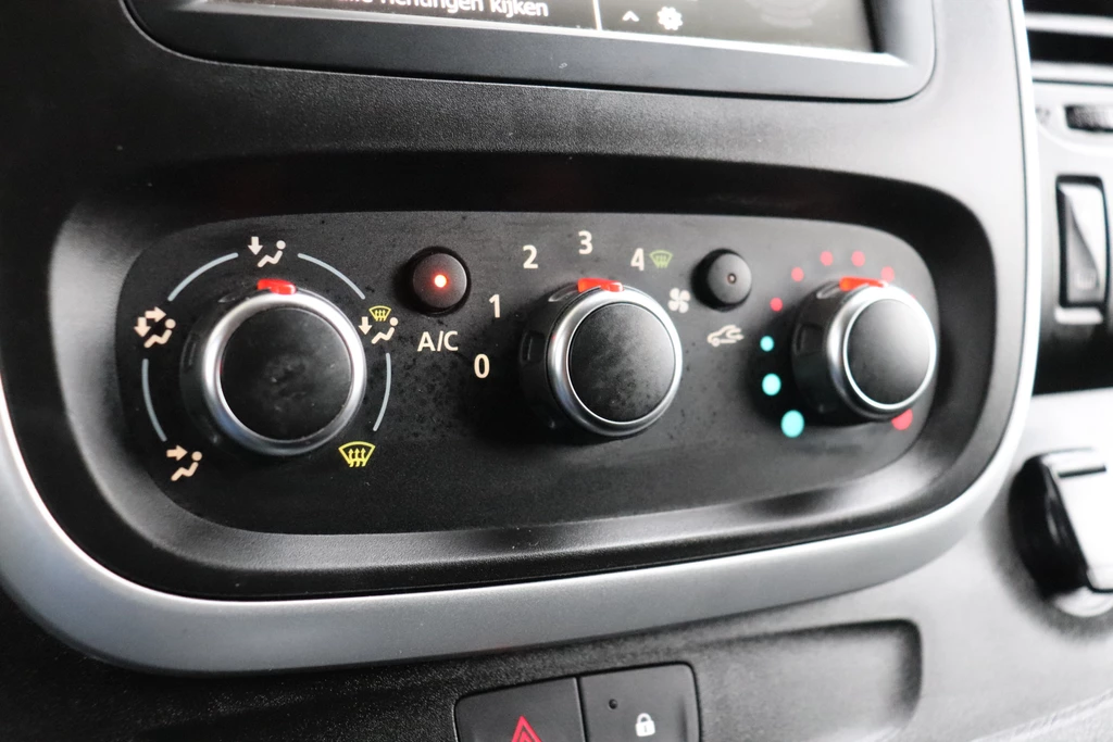 Renault Trafic – foto 13