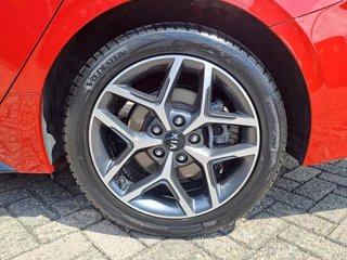 Kia ProCeed – thumbnail 11