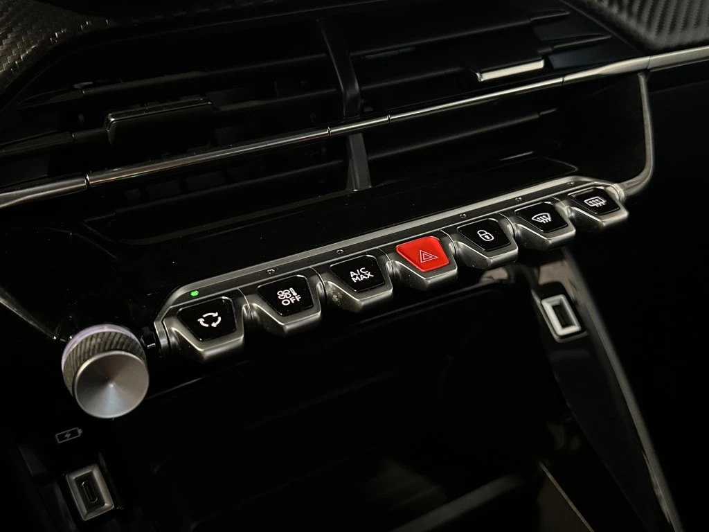 Peugeot 208 – foto 31