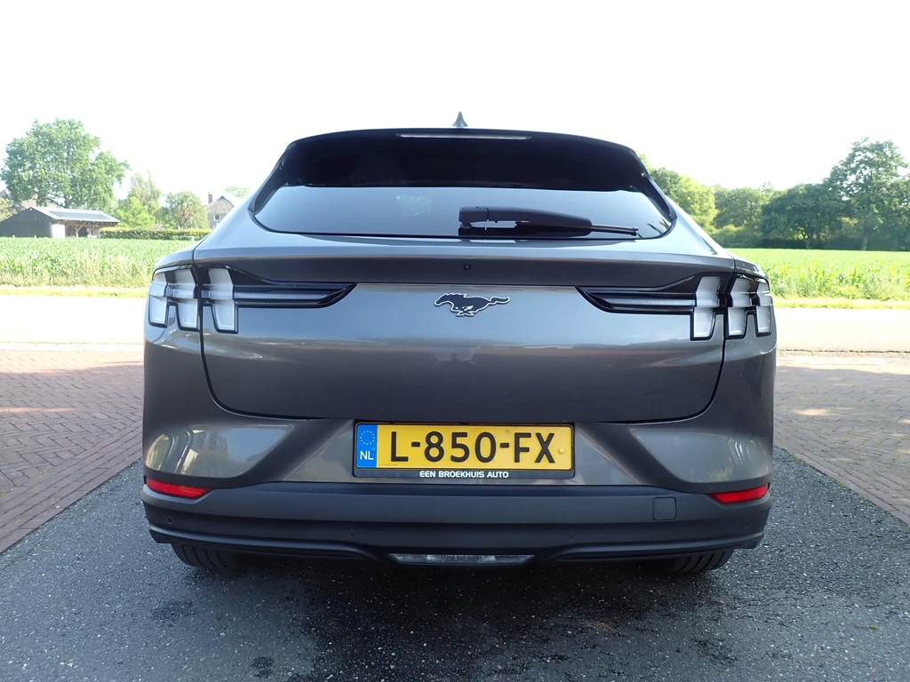 Ford Mustang Mach-E – foto 4