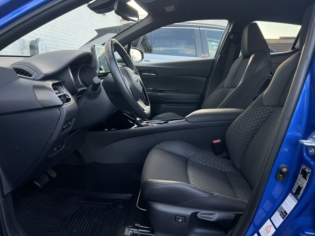 Toyota C-HR – foto 24
