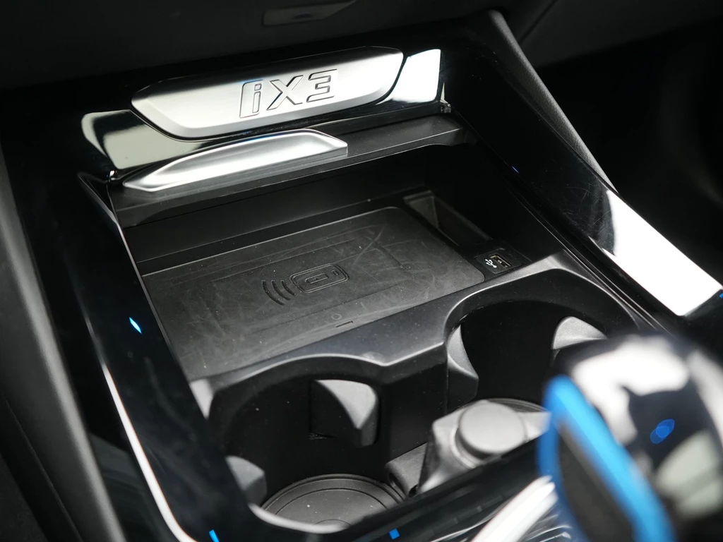 BMW iX3 – foto 43