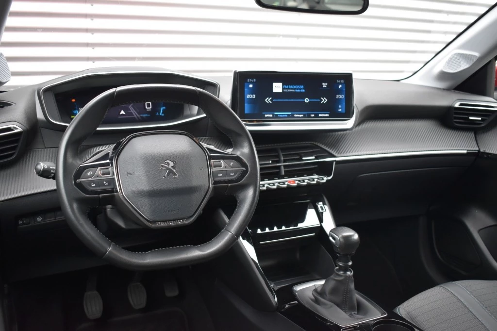 Peugeot 208 – foto 15