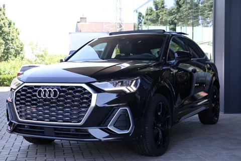 Audi Q3 Sportback 45 TFSI e *S-LINE*PANO*SFEER*KEYLESS*MEMORY*MATRIX*TREKHAAK*SONOS