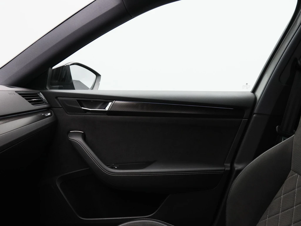 Škoda Superb – foto 36