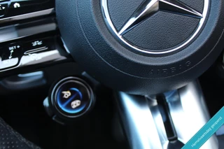 Mercedes-Benz SL – thumbnail 31