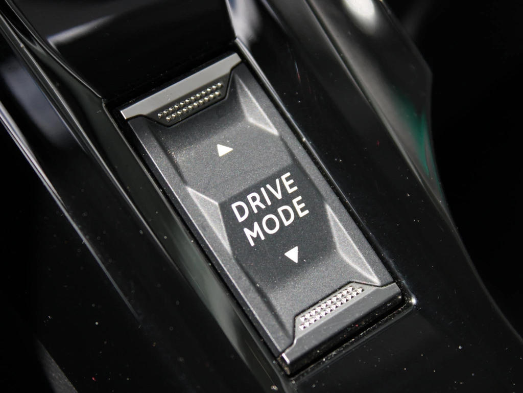 Peugeot 208 – foto 31