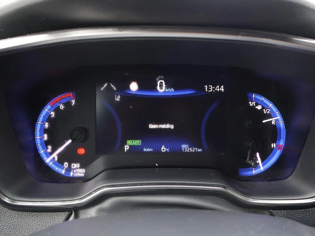 Toyota Corolla Touring Sports – foto 24