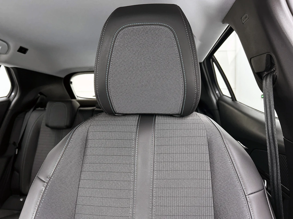 Peugeot e-2008 – foto 14