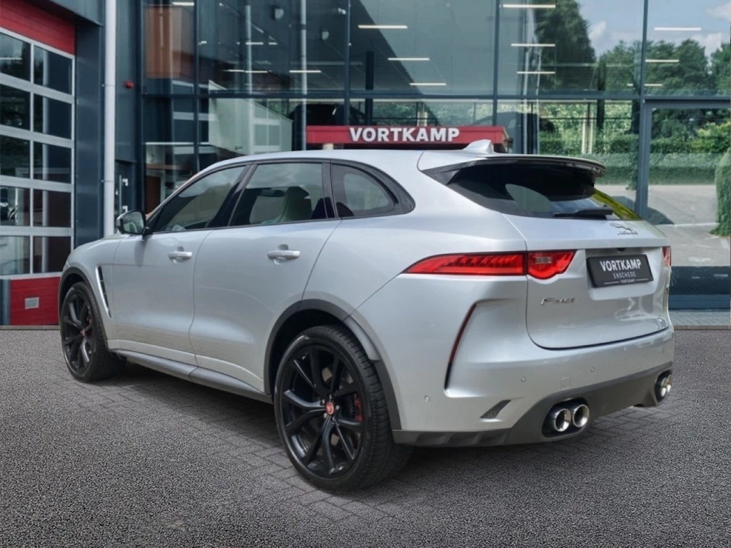 Jaguar F-PACE – foto 3
