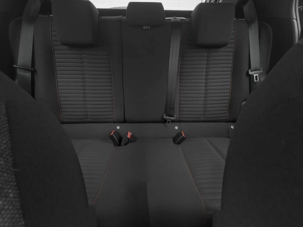 Peugeot e-208 – foto 23