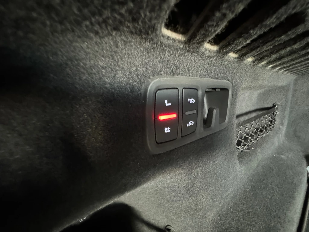 Audi RSQ8 – foto 44