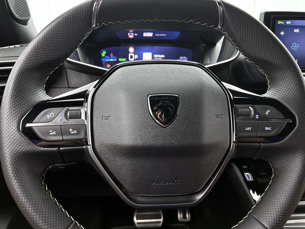 Peugeot e-2008 – foto 38