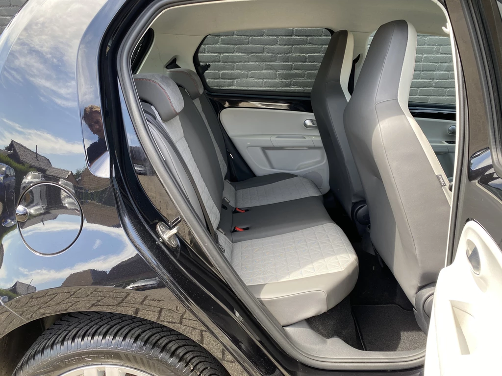 Volkswagen up! – foto 18