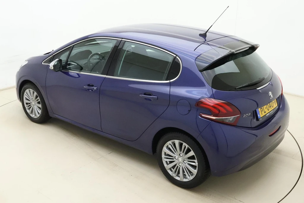 Peugeot 208 – foto 3