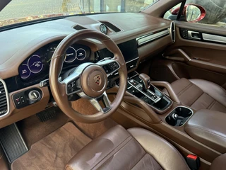 Porsche Cayenne – thumbnail 18