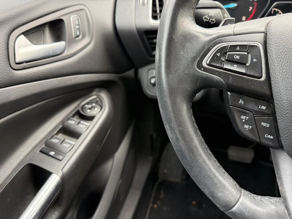 Ford Kuga – foto 15