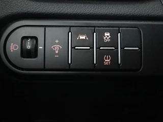 Kia Ceed – thumbnail 11