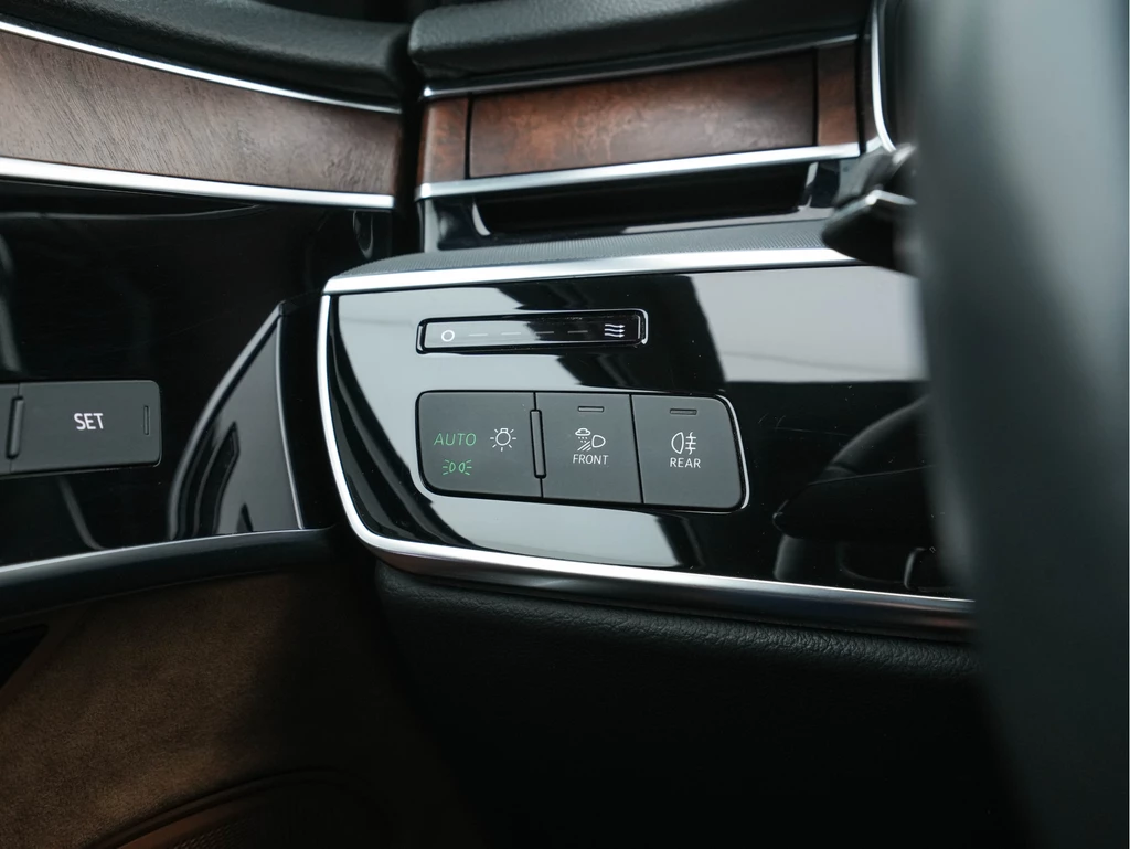 Audi A8 – foto 21