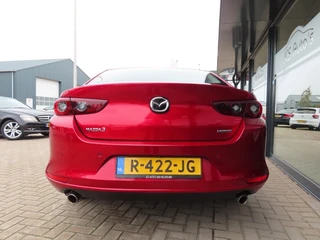 Mazda 3 – thumbnail 4