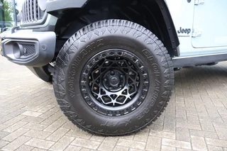 Jeep Wrangler – thumbnail 12