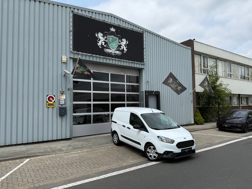 Ford Transit Courier – foto 19