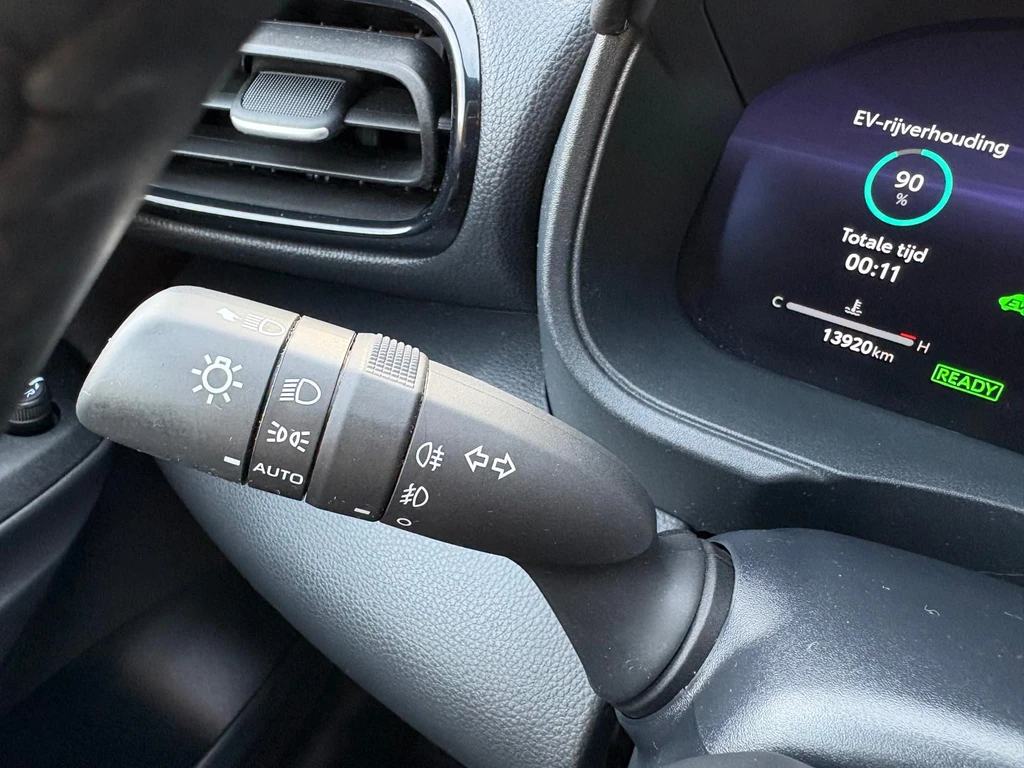 Toyota Yaris – foto 18