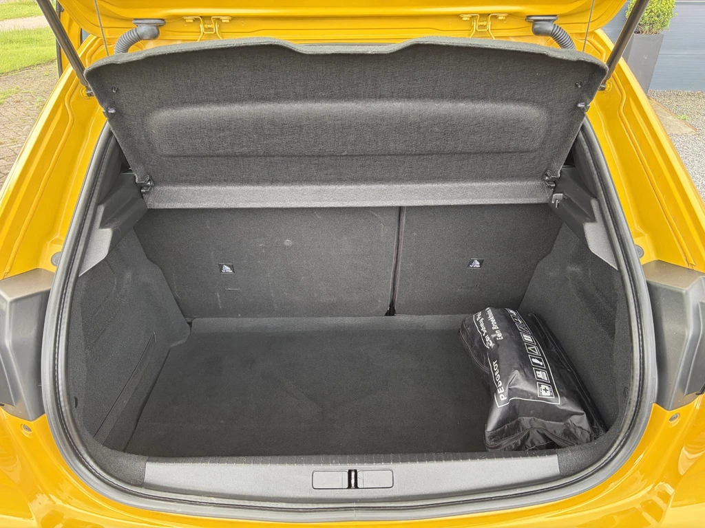 Peugeot 208 – foto 38