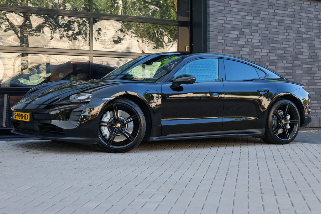 Porsche Taycan – foto 3