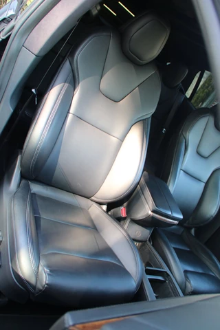 Tesla Model X – thumbnail 15