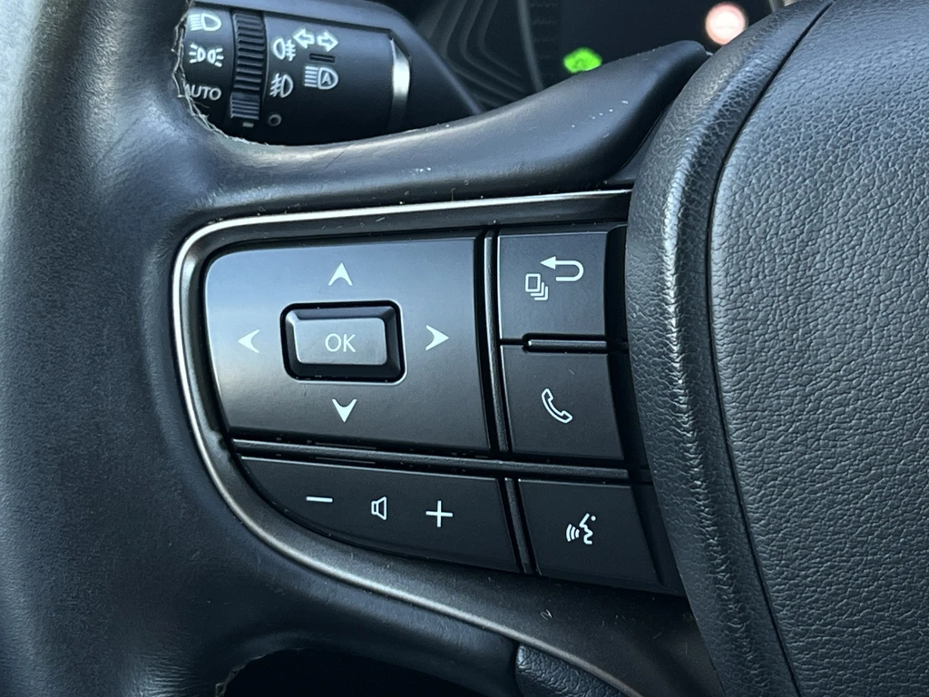 Lexus UX – foto 14