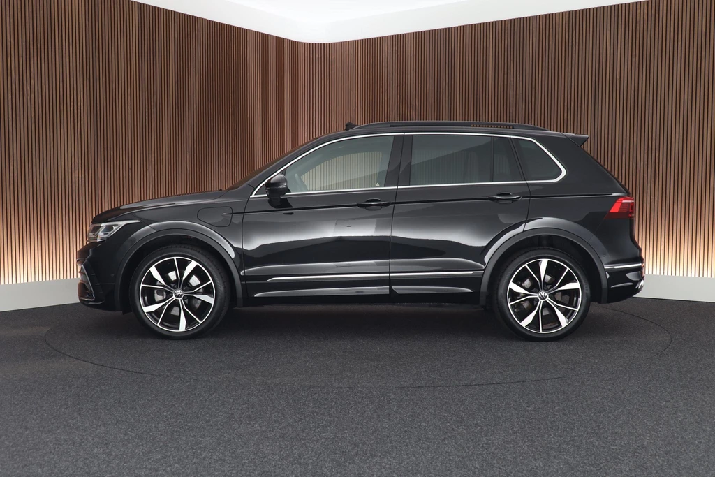 Volkswagen Tiguan – foto 2