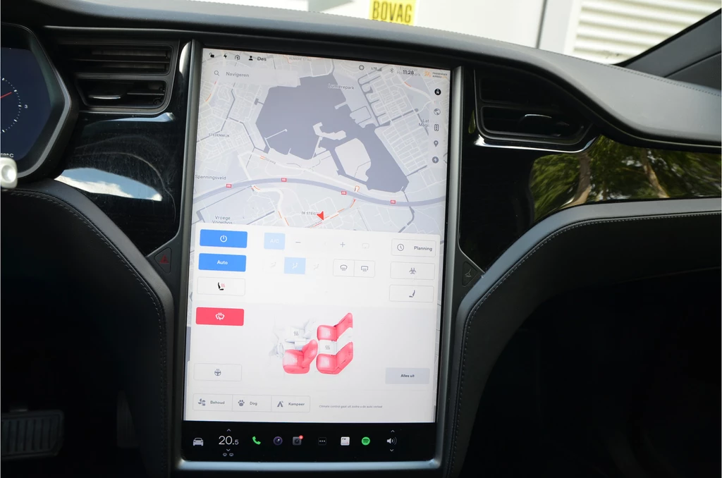 Tesla Model X – foto 21