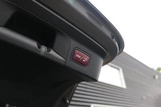Mercedes-Benz GLC – thumbnail 32