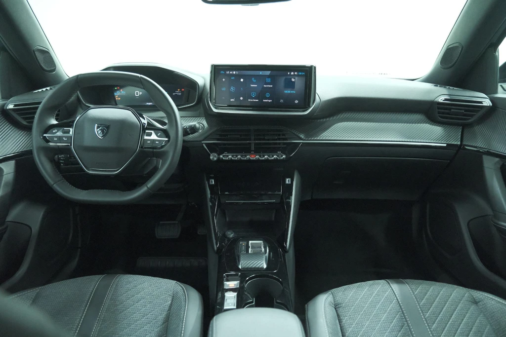 Peugeot e-2008 – foto 13