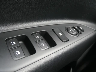 Kia Stonic – thumbnail 16