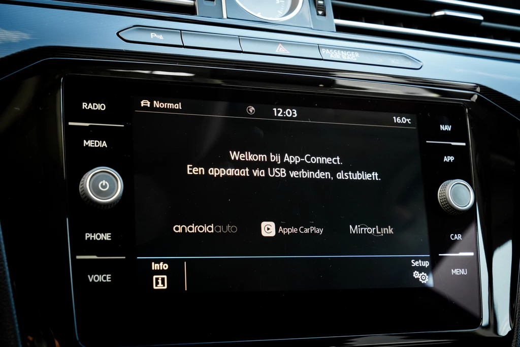 Volkswagen Passat – foto 27