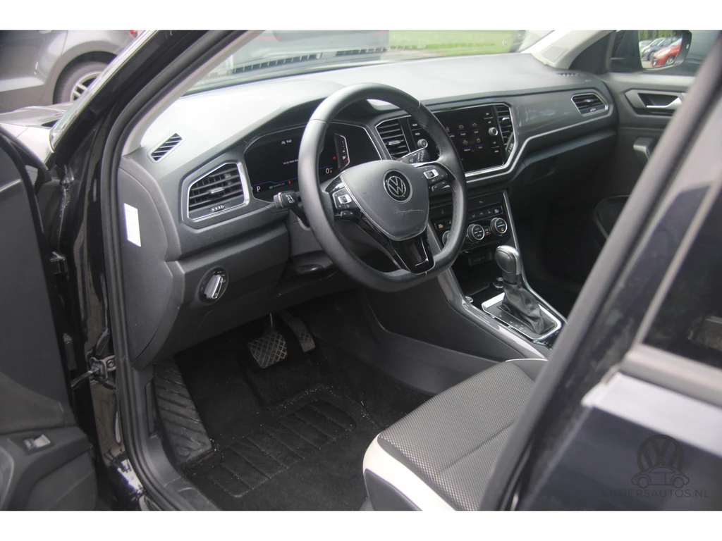 Volkswagen T-Roc – foto 9