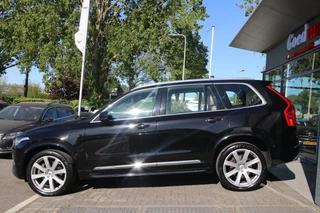 Volvo XC90 – thumbnail 2