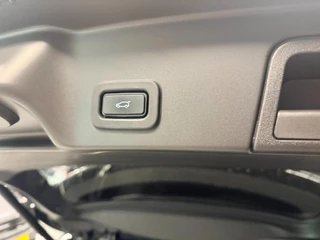 Land Rover Range Rover Evoque – thumbnail 24