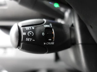 Opel Vivaro – thumbnail 23