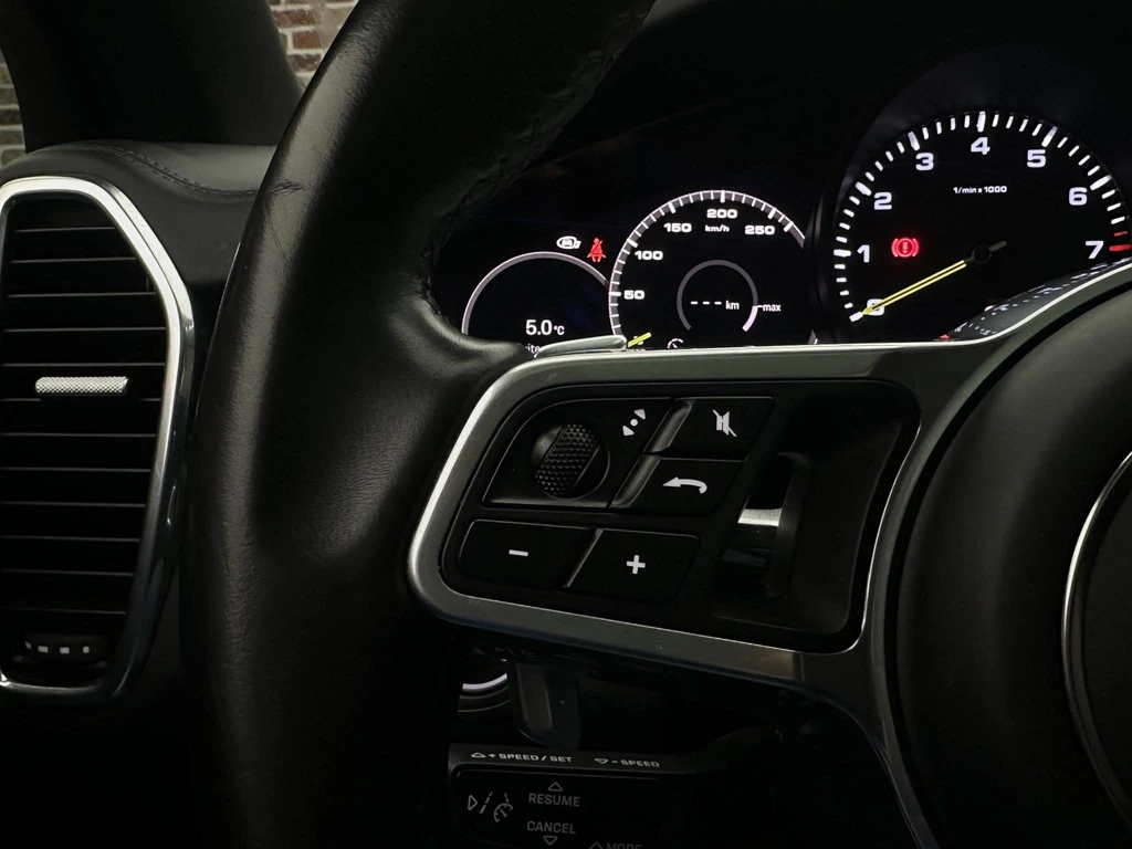 Porsche Cayenne – foto 25