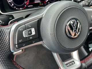 Volkswagen Golf – thumbnail 13