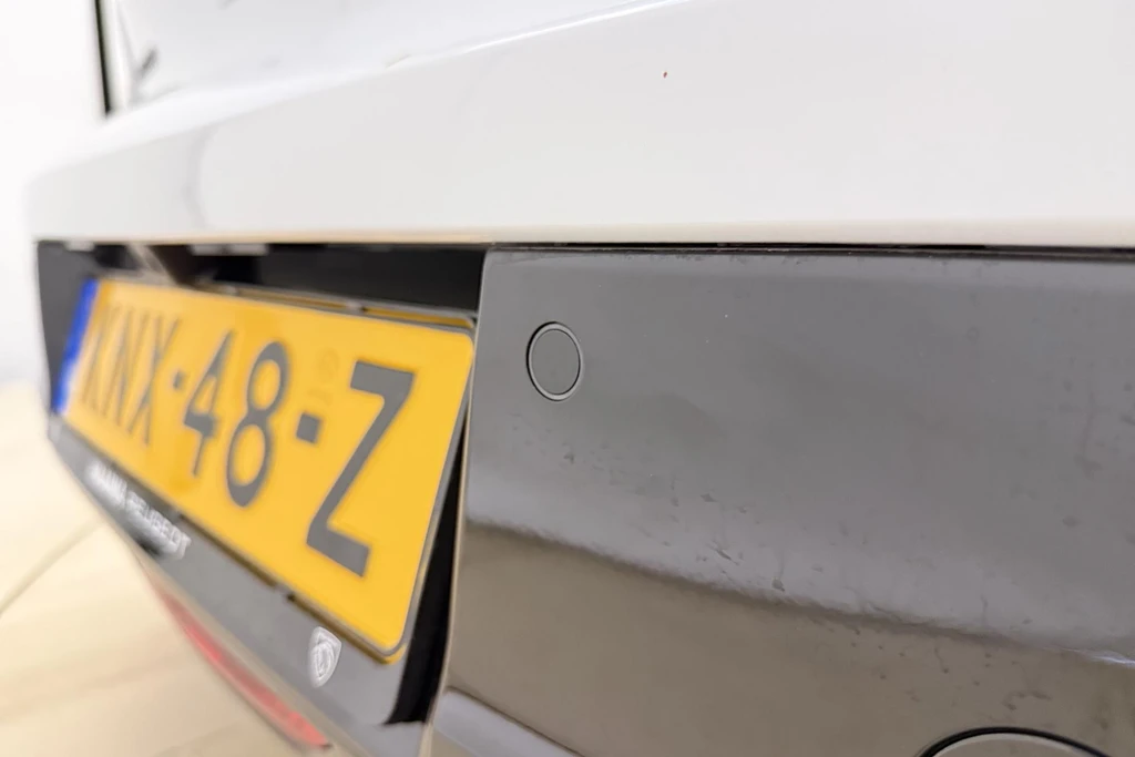 Peugeot 208 – foto 10