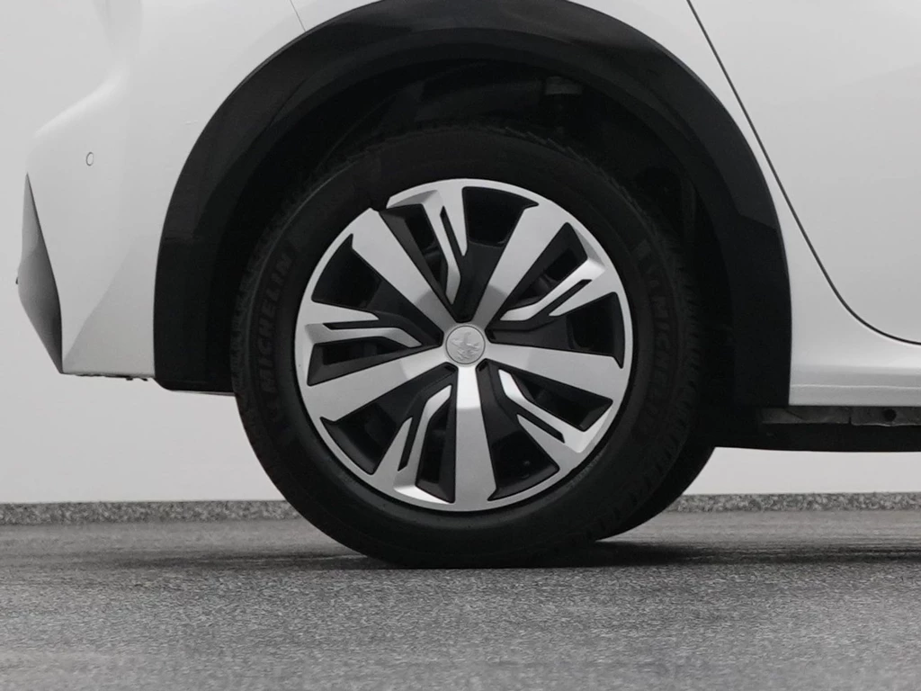 Peugeot e-208 – foto 42