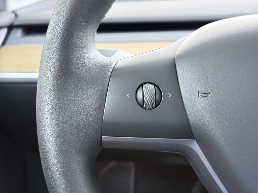 Tesla Model Y – foto 22