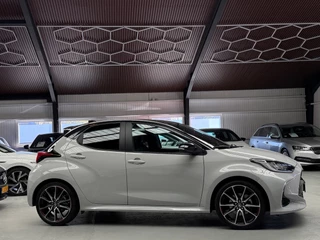 Toyota Yaris – thumbnail 8