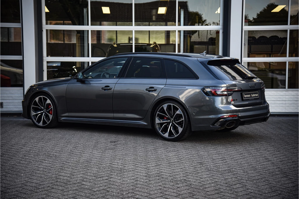 Audi RS4 – foto 2