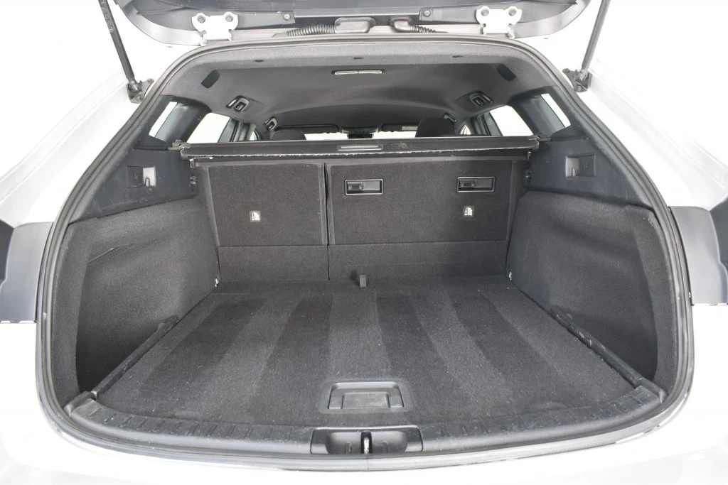 Toyota Corolla Touring Sports – foto 36