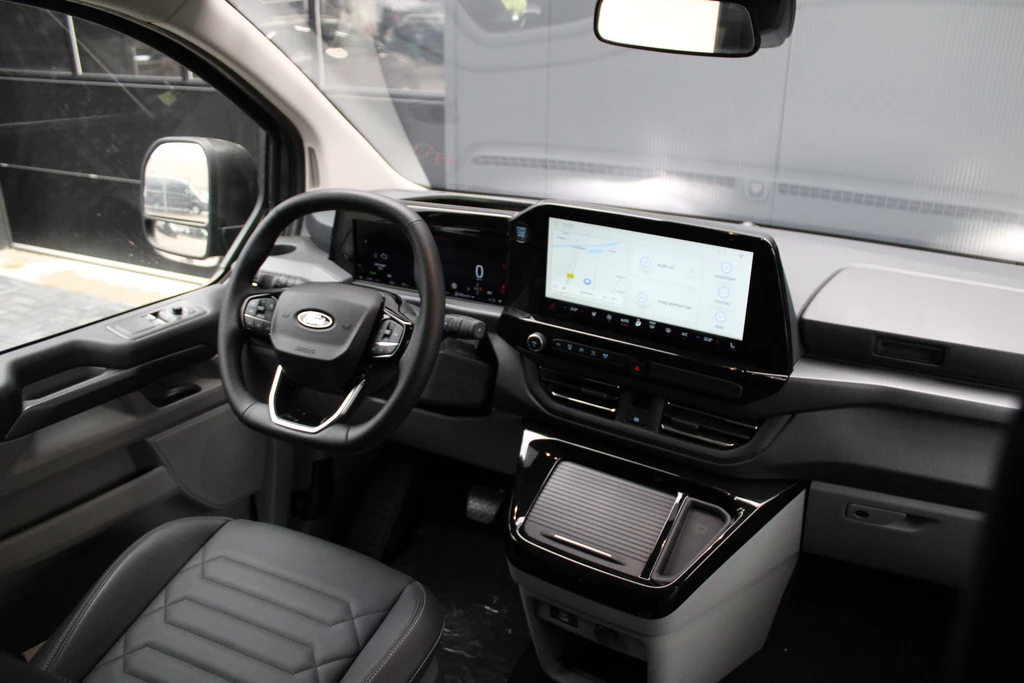 Ford Tourneo Custom – foto 47